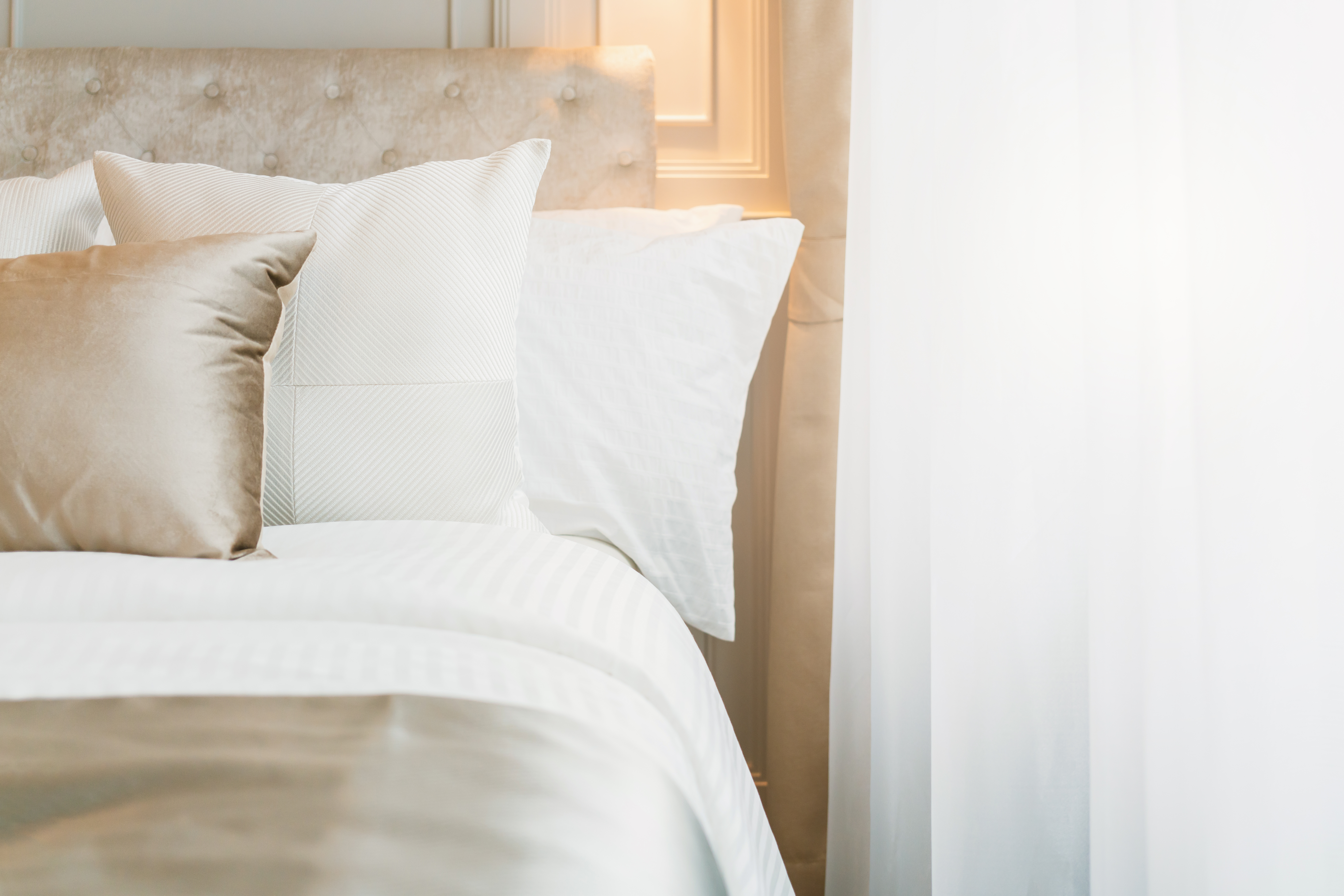 Bed Maid Up With Clean White Pillows And Bed Sheets In Beauty Be Bed Maid Up With Clean White Pillows And Bed Sheets In Beauty Be